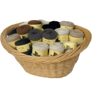 Alpakawolle und Handstrickwolle aus eigener Zucht